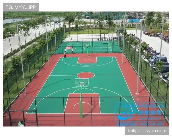 篮球场上卡位犯规规则：判定标准与具体适用场景解析